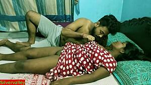 Tamiliskt tonårspar njuter av fantastisk sex i HD-video